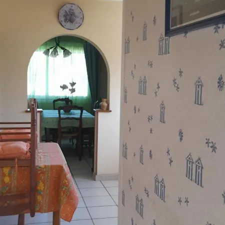 Maison Avec Jardin * Talais